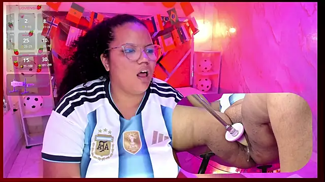 MhiaRey's Webcam Show