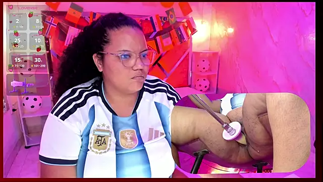MhiaRey's Webcam Show