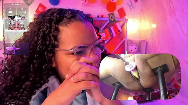 MhiaRey's Webcam Show
