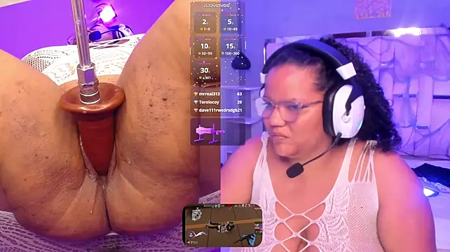 MhiaRey's Webcam Show