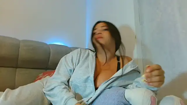 Kylie_martinez Adlı Modelin Web Kamerası Şovu