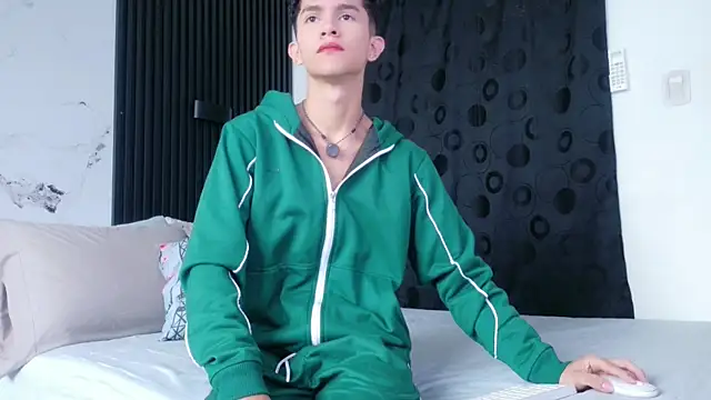 Noah_tyler_ ওয়েবক্যাম শো