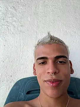 PrincesLeo Show in webcam