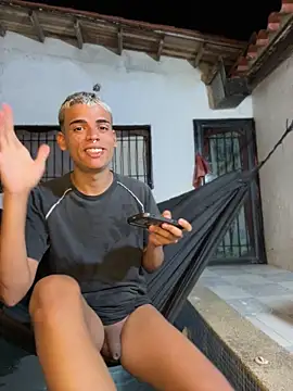 PrincesLeo webkamerás műsora