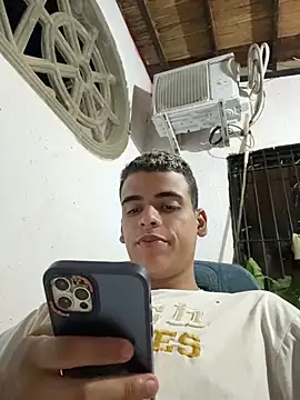 PrincesLeo webcam show