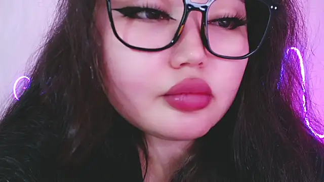 Chat XXX en directo de yourmermaidd