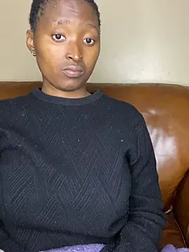 MISS-ENTITLED's Live XXX Chat