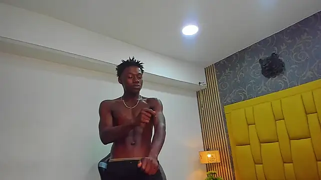 chimi88 Webcam Show