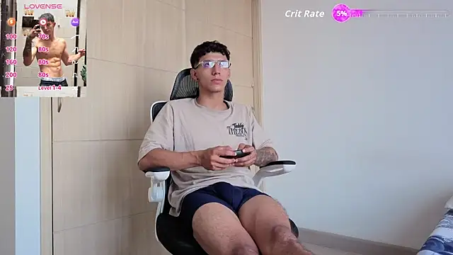 Cristopher23_ – webcam-show