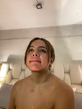 Chat XXX en directo de Mistyca