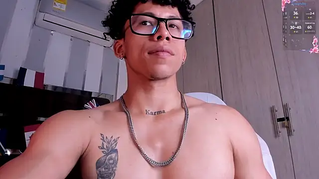 Show de AkazaBoy_ na webcam