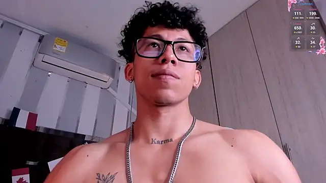 Show de AkazaBoy_ na webcam