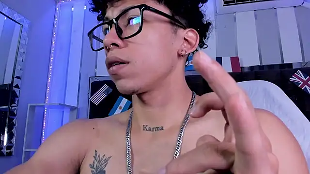 AkazaBoy_ Webcam show
