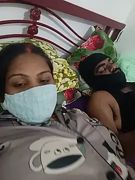 Show modela Anshibhabhi na web-kameri