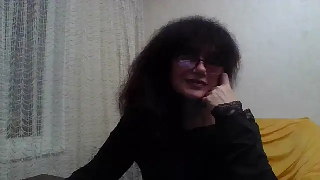 SilviaSky51 Show in webcam