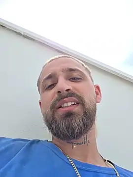 omarito100 webcam show