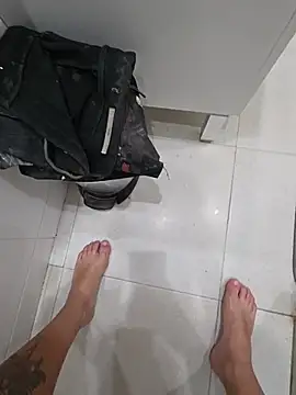 omarito100 Show Webcam