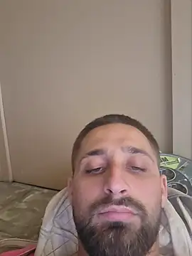 omarito100 Show in webcam