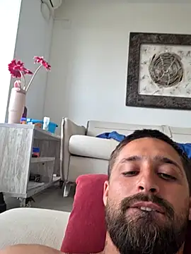 omarito100's Webcam Show