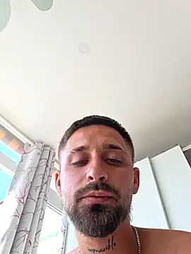 omarito100 Show Webcam