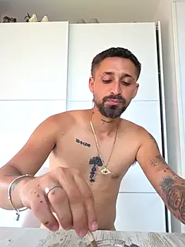 omarito100's Webcam Show