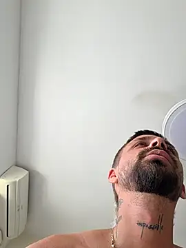 omarito100 webcam show