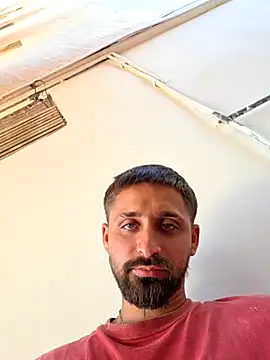 omarito100's Webcam Show