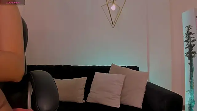 MaddisonLowe élő XXX-chatje