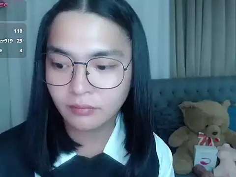 zhaviahale21 Pertunjukan Webcam