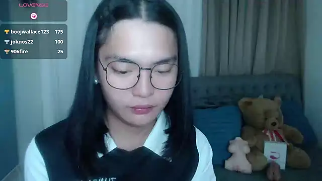 zhaviahale21 Pertunjukan Webcam