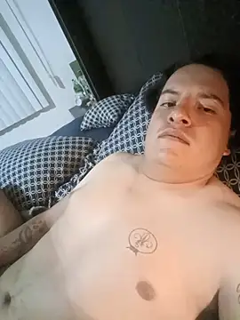 arq-edward22 Webcam-Show