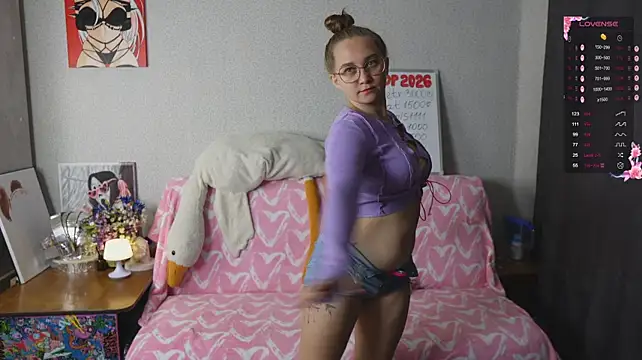 Miatiny Live XXX Chat