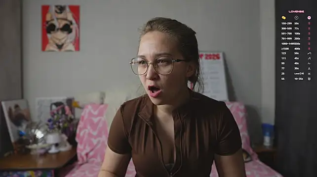Miatiny: вебкам-шоу