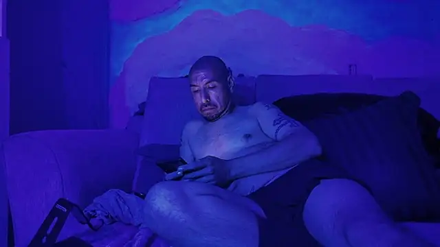 nakedtony81's Webcam Show