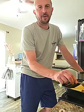 MrMechanic40 Show in webcam