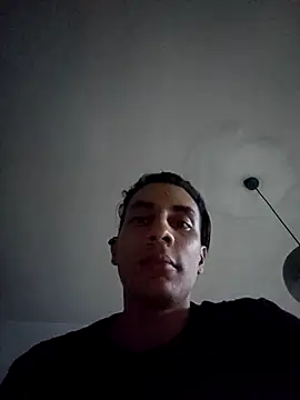 divinityros Show in webcam
