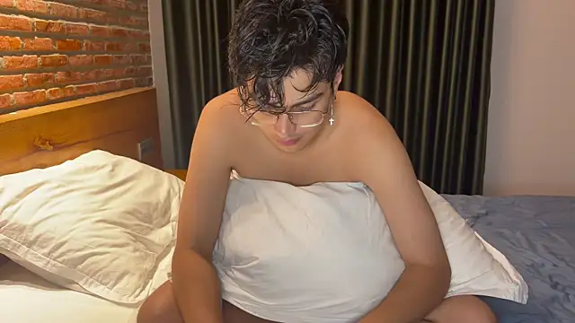 DaanTon 在線直播表演