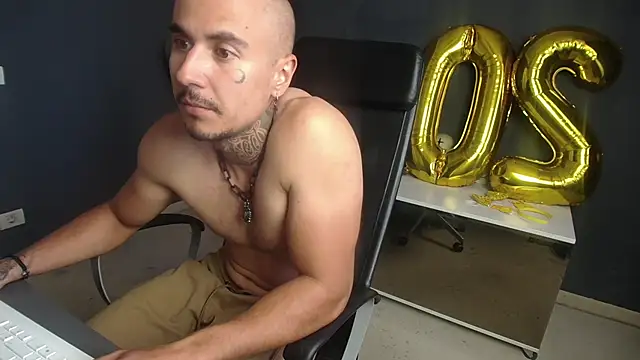 RomeoBodhi's Webcam Show