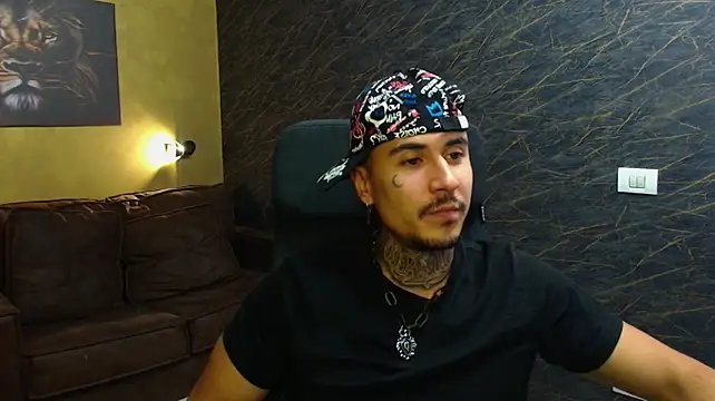 RomeoBodhi Webcam show