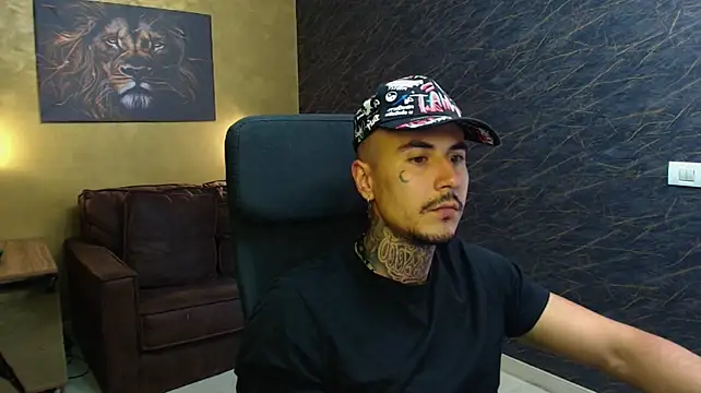 RomeoBodhi Show in webcam