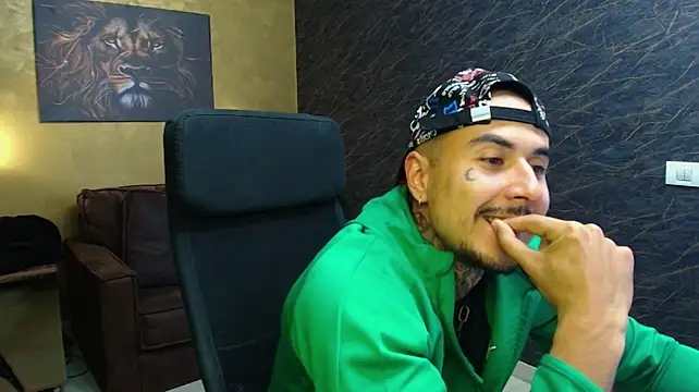 RomeoBodhi Webcam show