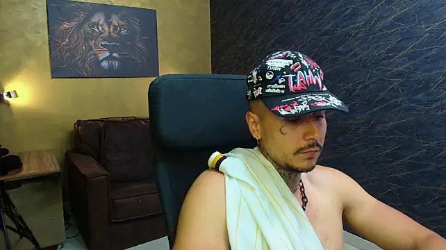 הופעת וובקאם של RomeoBodhi