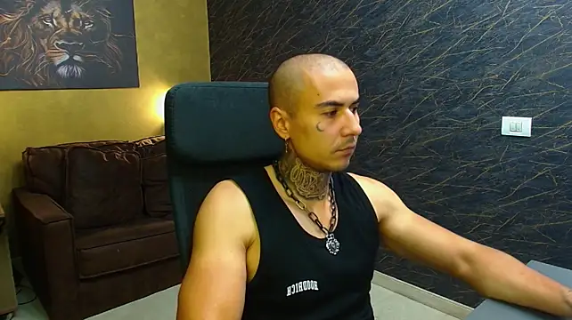 RomeoBodhi Show in webcam