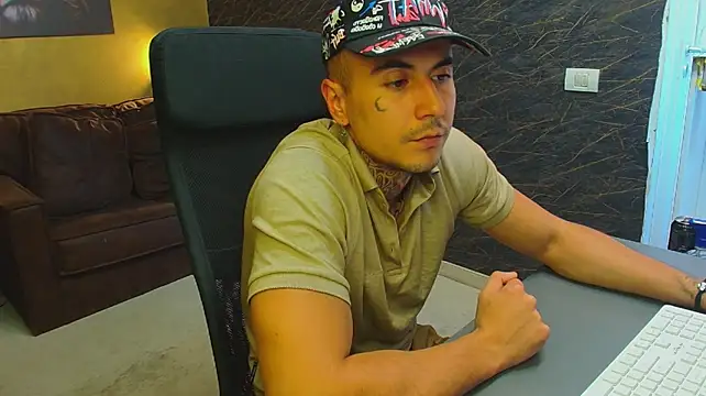 RomeoBodhi Webcam show