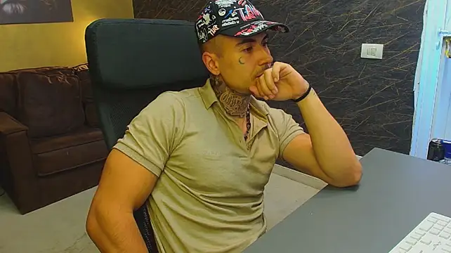 Show de RomeoBodhi na webcam