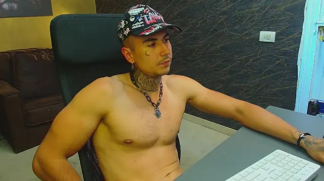 RomeoBodhi Adlı Modelin Web Kamerası Şovu