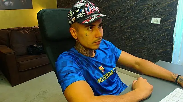 RomeoBodhi Adlı Modelin Web Kamerası Şovu