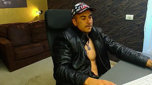 RomeoBodhi Шоу с уебкамера