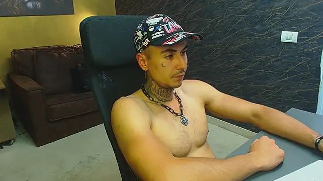 RomeoBodhi webkamerás műsora