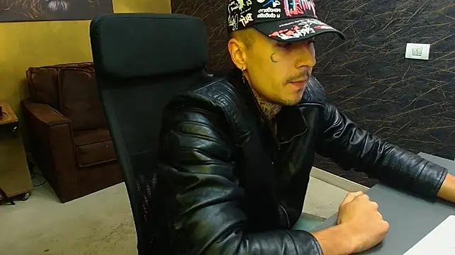 RomeoBodhi Webcam show